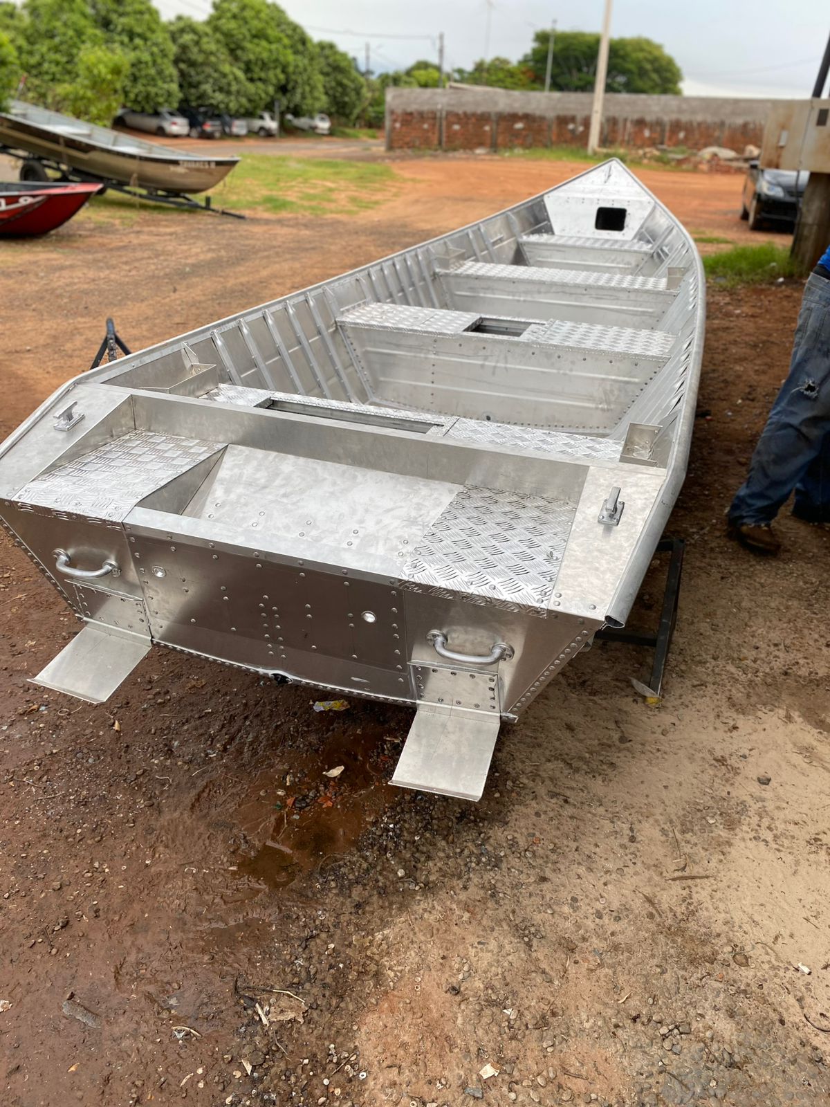 Barco pronto para entrega